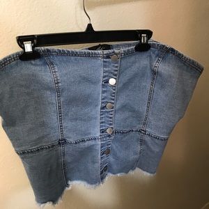 NWOT// Cropped Button Down Denim Top